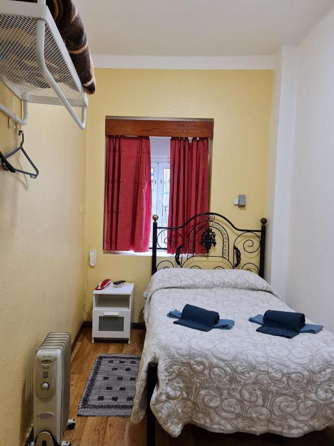 Pensao Residencial Flor Dos Cavaleiros 호텔 리스본 외부 사진