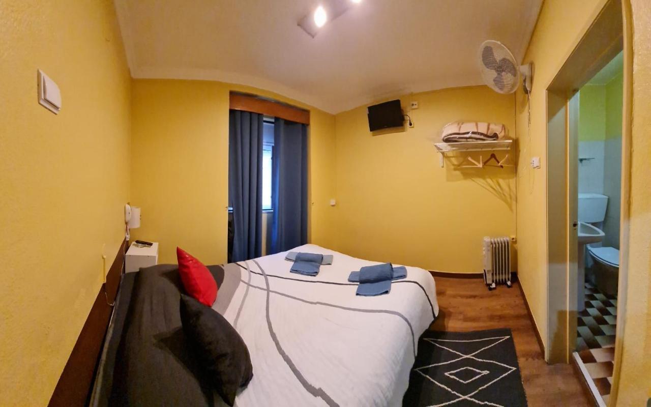 Pensao Residencial Flor Dos Cavaleiros 호텔 리스본 외부 사진